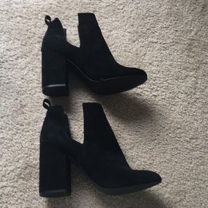 Steve Madden Rookie Booties Black Suede Size 10